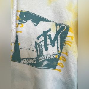 MTV vintage style shirt 10 year anniversary shirt